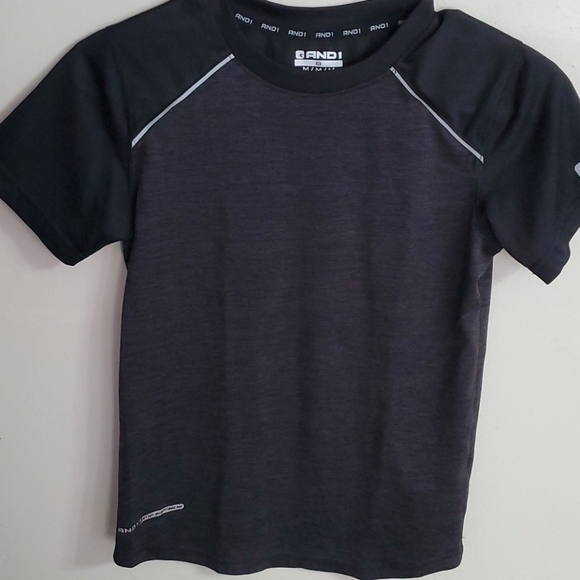 T-shirt - Picture 1 of 4